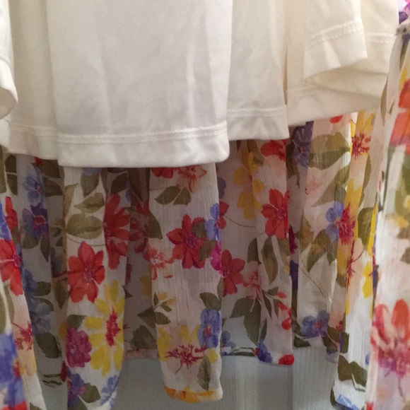 NWT gorgeous floral maxi dress - Picture 7 of 9